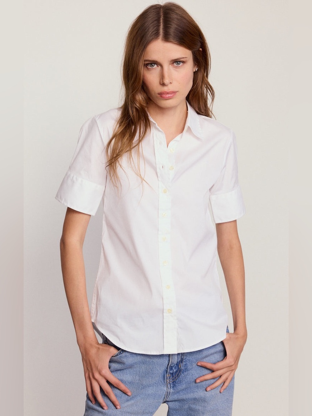 The Shirt by Rochelle Behrens The Short Sleeve Shirt in White, Size Small